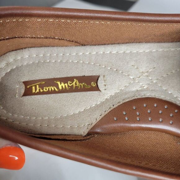 Thom McAn Gavyn Brown Leather Women's Loafers (Size 5.5W) - Picture 8 of 10
